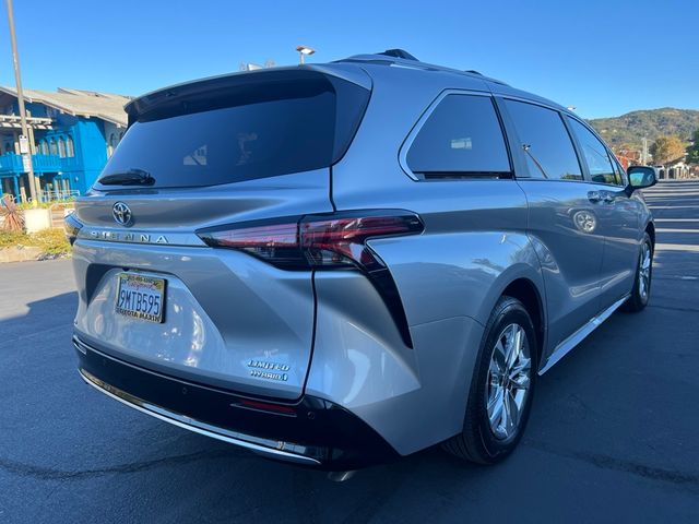 2024 Toyota Sienna Limited