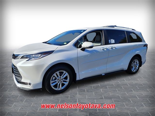 2024 Toyota Sienna Limited