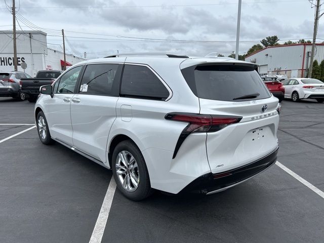 2024 Toyota Sienna Limited