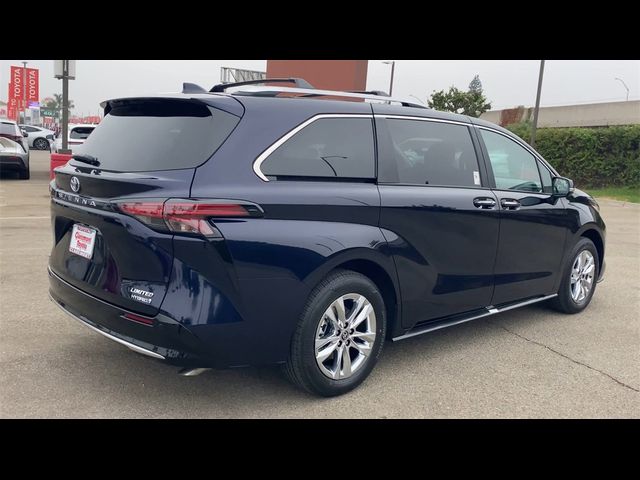 2024 Toyota Sienna Limited