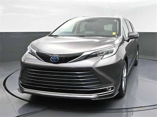 2024 Toyota Sienna Limited