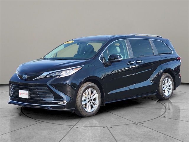 2024 Toyota Sienna Limited