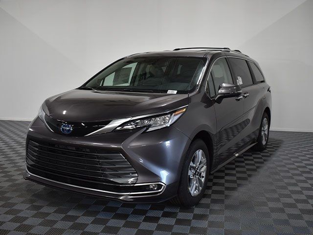 2024 Toyota Sienna Limited