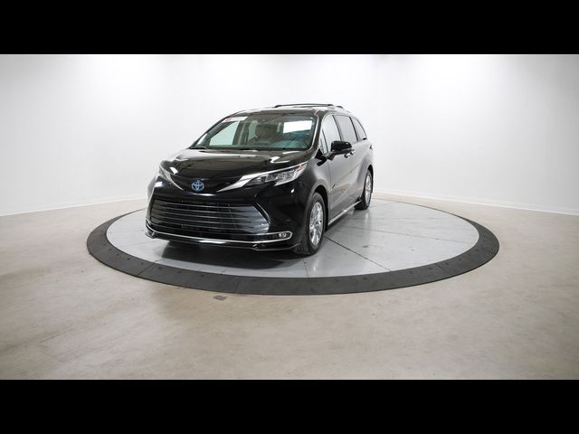 2024 Toyota Sienna Limited