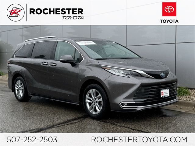 2024 Toyota Sienna Limited