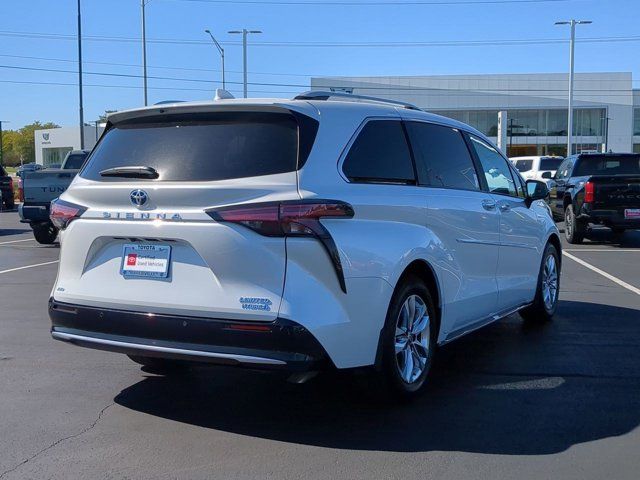 2024 Toyota Sienna Limited