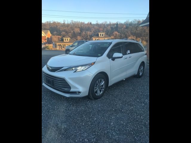 2024 Toyota Sienna Limited