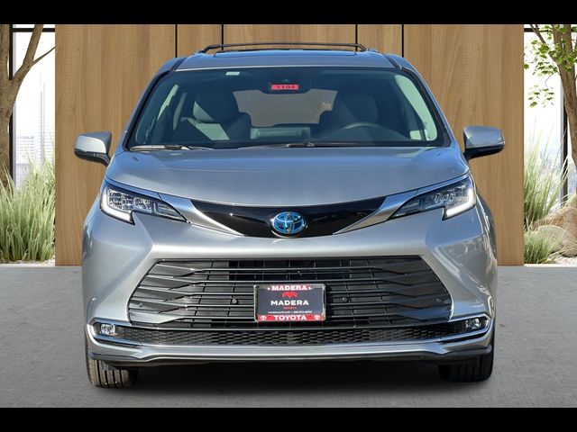 2024 Toyota Sienna Limited