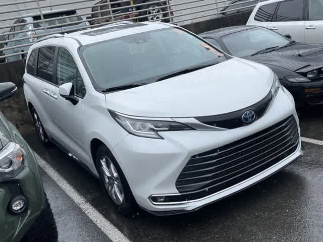 2024 Toyota Sienna Limited