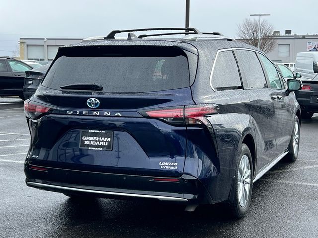 2024 Toyota Sienna Limited