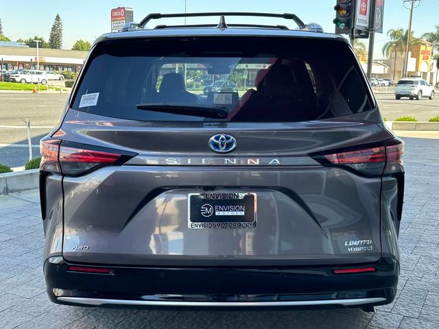 2024 Toyota Sienna Limited