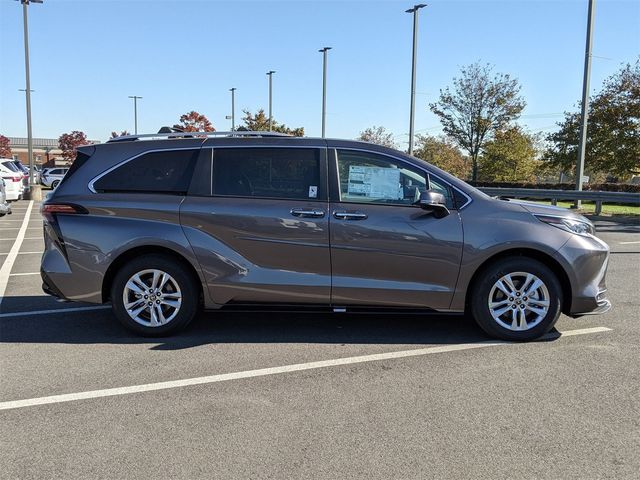 2024 Toyota Sienna Limited