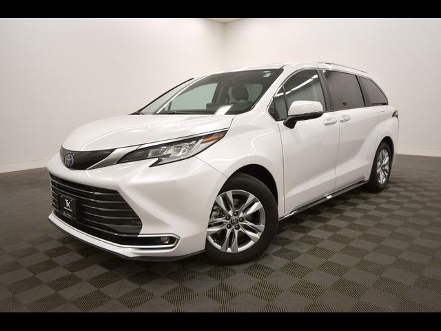 2024 Toyota Sienna Limited