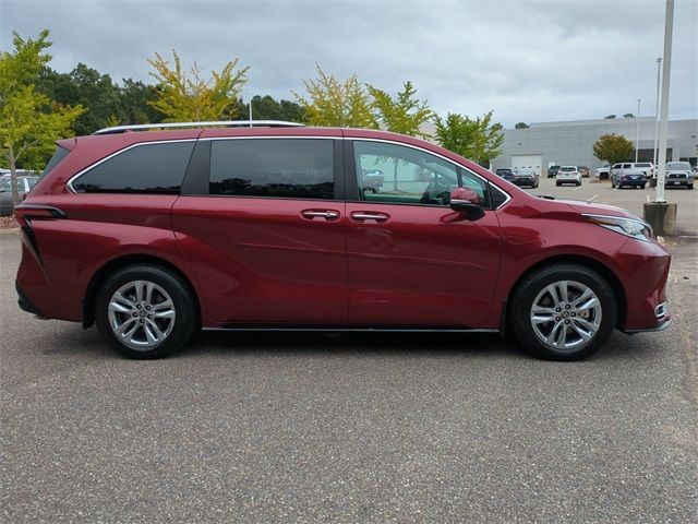 2024 Toyota Sienna Limited