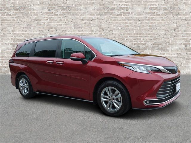 2024 Toyota Sienna Limited