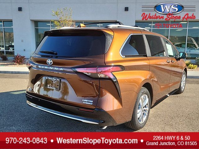 2024 Toyota Sienna Limited