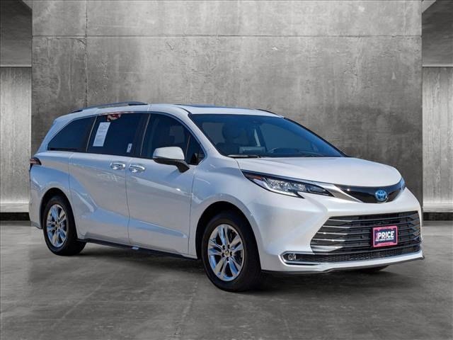 2024 Toyota Sienna Limited