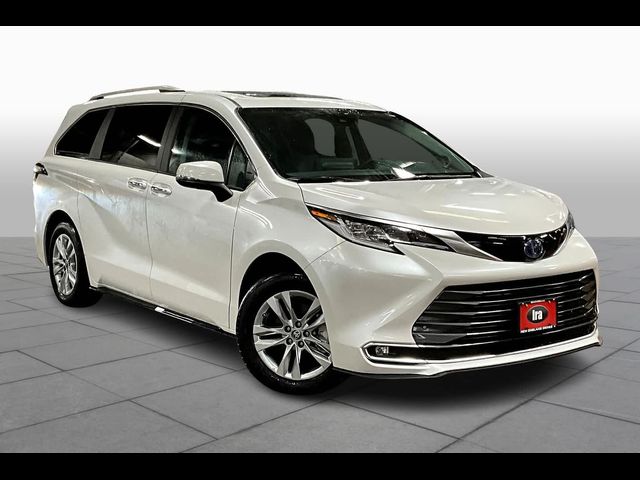 2024 Toyota Sienna Limited