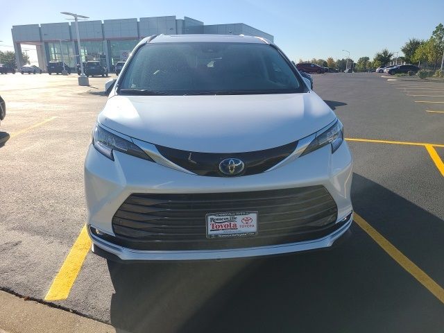 2024 Toyota Sienna Limited