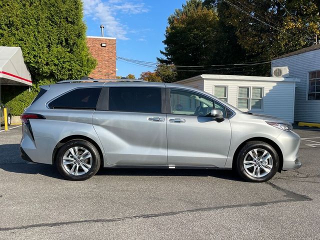 2024 Toyota Sienna Limited