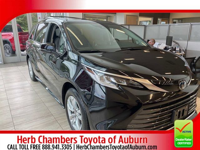 2024 Toyota Sienna Limited