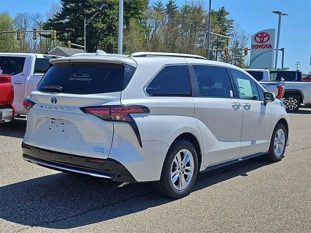 2024 Toyota Sienna Limited