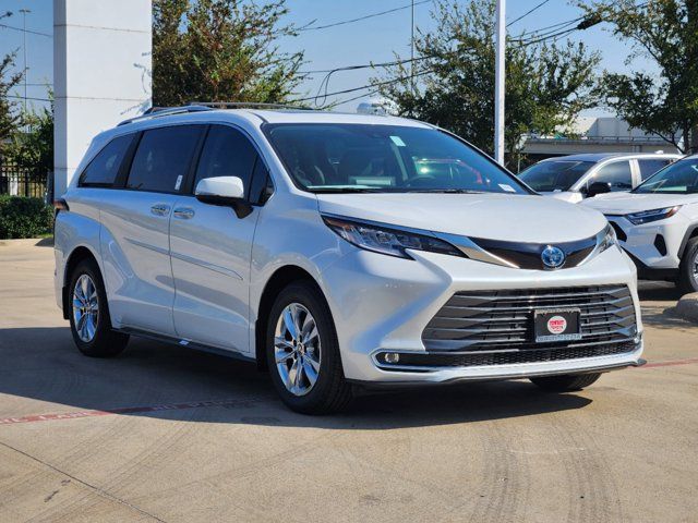 2024 Toyota Sienna Limited