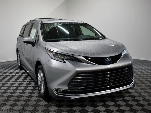 2024 Toyota Sienna Limited