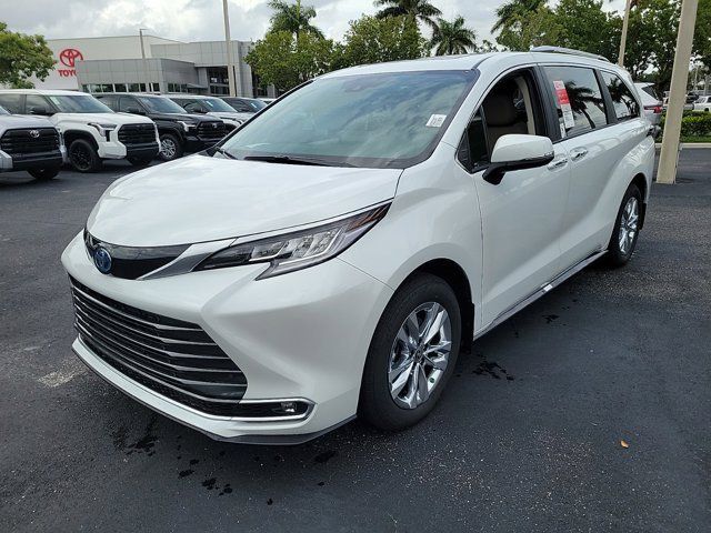 2024 Toyota Sienna Limited