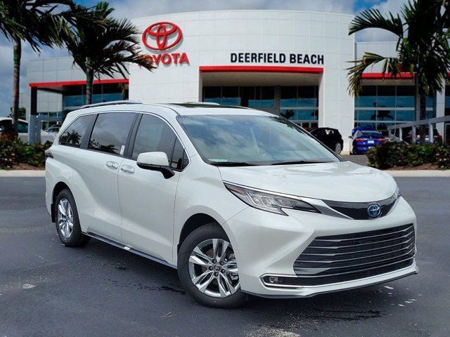 2024 Toyota Sienna Limited