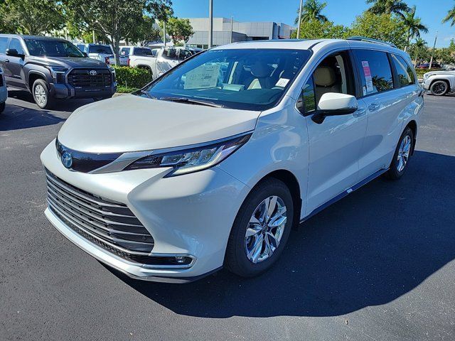 2024 Toyota Sienna Limited