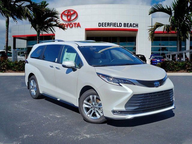 2024 Toyota Sienna Limited