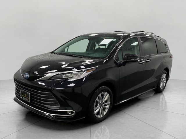 2024 Toyota Sienna Limited