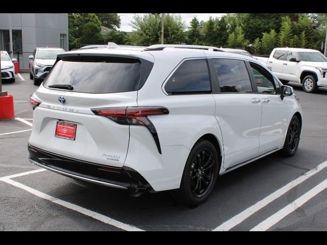 2024 Toyota Sienna Platinum