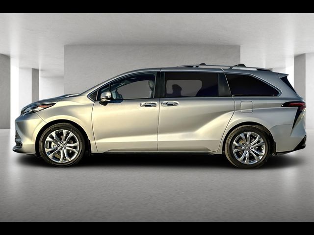 2024 Toyota Sienna Platinum