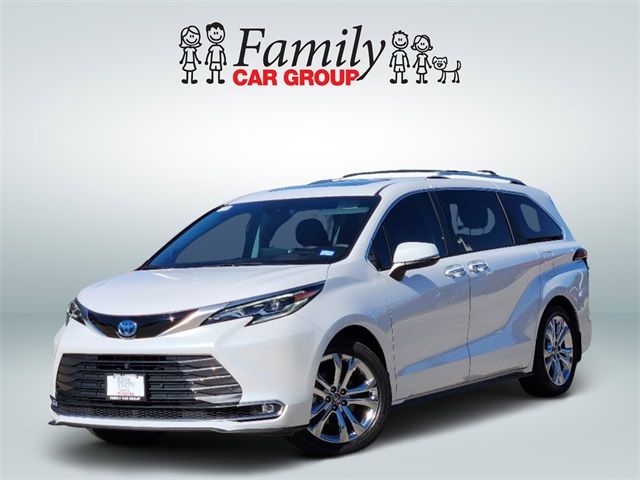 2024 Toyota Sienna Platinum