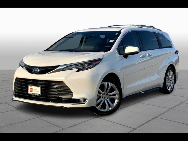 2024 Toyota Sienna Platinum