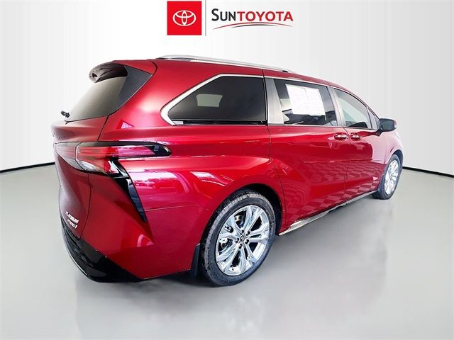 2024 Toyota Sienna Platinum