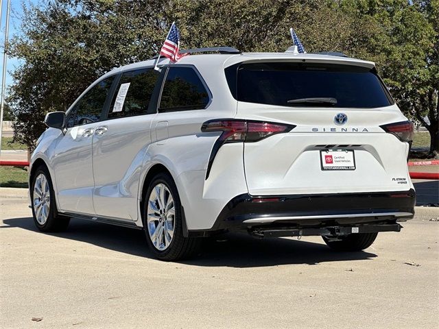 2024 Toyota Sienna Platinum