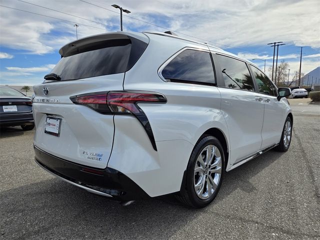 2024 Toyota Sienna Platinum