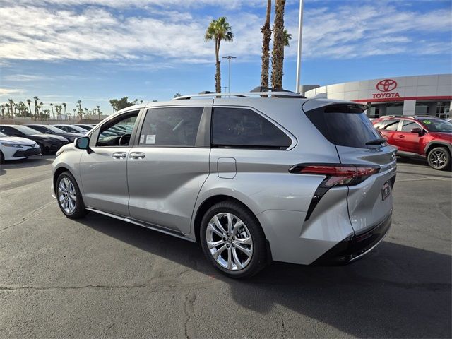 2024 Toyota Sienna Platinum