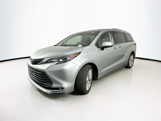 2024 Toyota Sienna Platinum