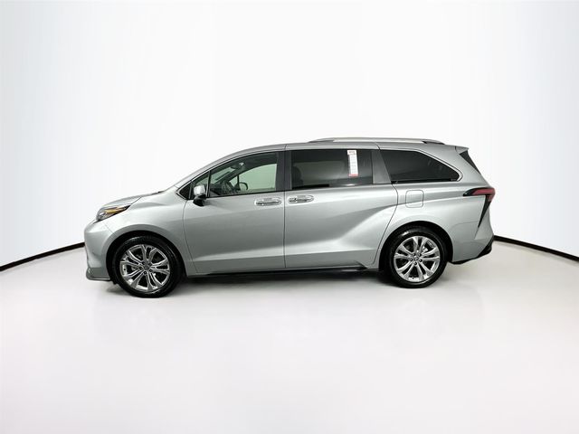 2024 Toyota Sienna Platinum