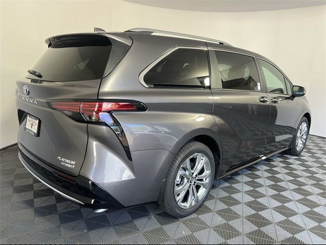 2024 Toyota Sienna Platinum