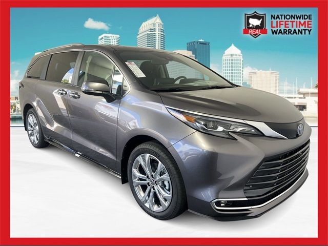 2024 Toyota Sienna Platinum