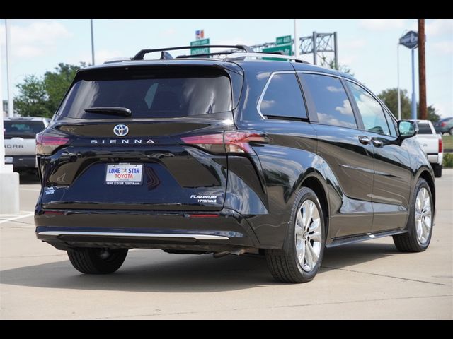 2024 Toyota Sienna Platinum