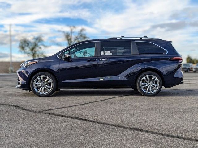 2024 Toyota Sienna Platinum