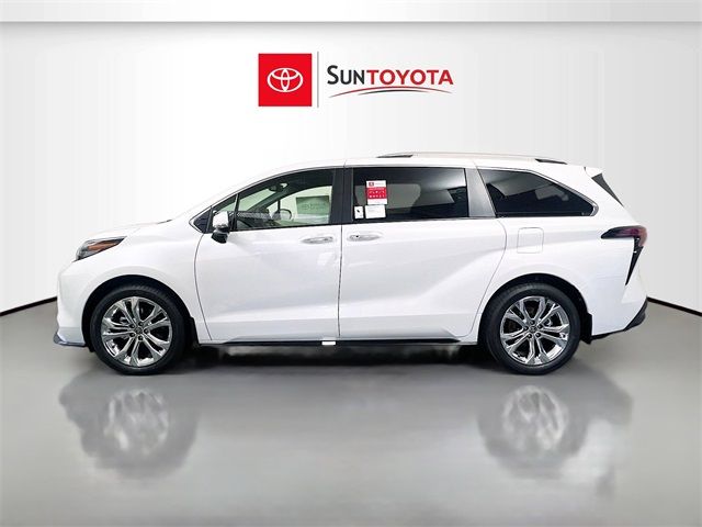 2024 Toyota Sienna Platinum