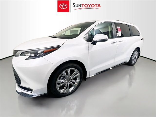 2024 Toyota Sienna Platinum