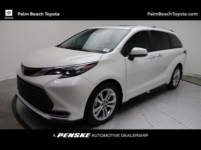 2024 Toyota Sienna Platinum